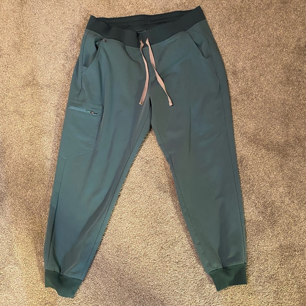 Womens FIGS Zamora joggers